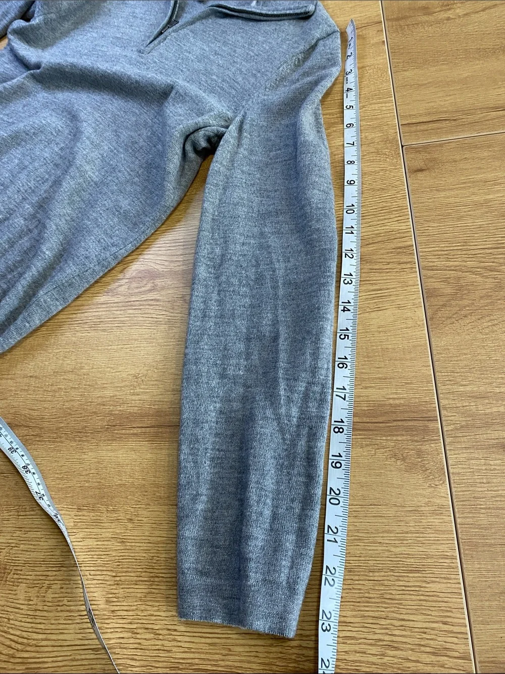 Banana Republic Men’s Zip-Front Sweater in Gray